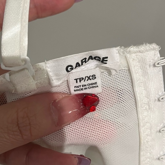 GARAGE white lace corset top - Picture 6 of 6